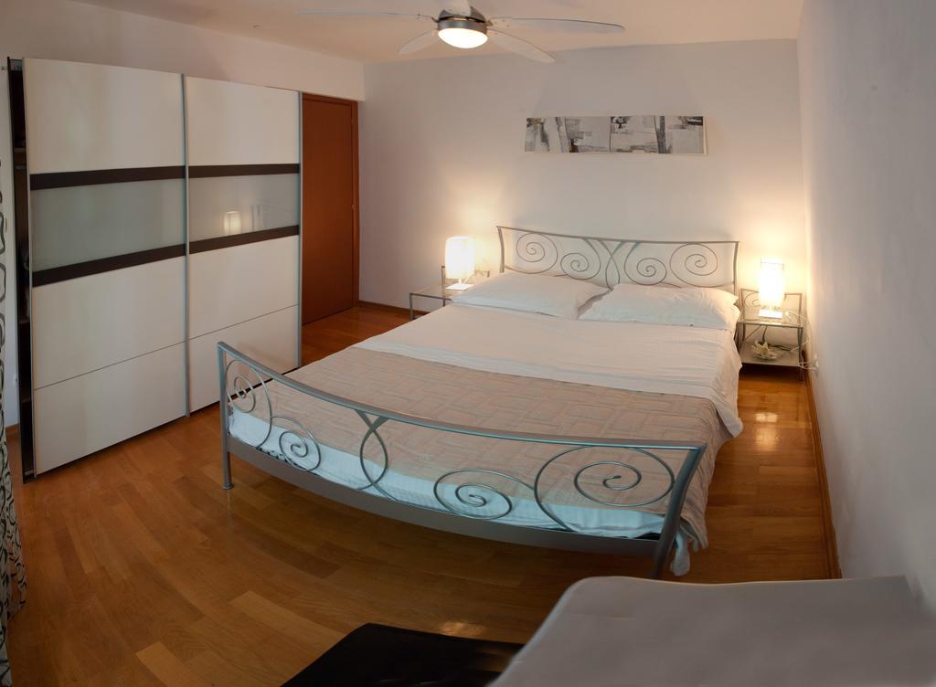 Residence Apartments Anamaria Podstrana Exterior foto